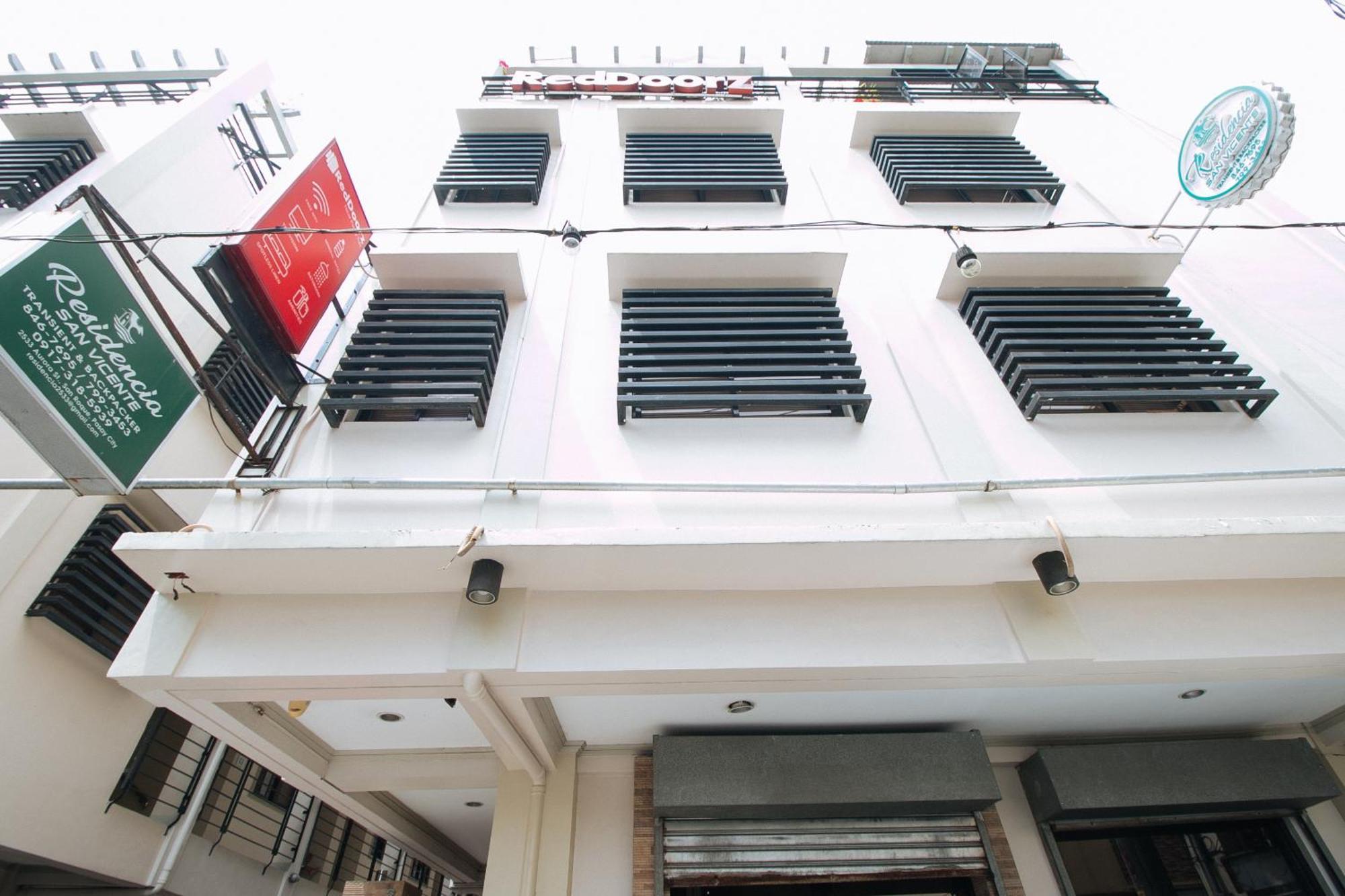 מלון Reddoorz Near Pasay Taft מראה חיצוני תמונה